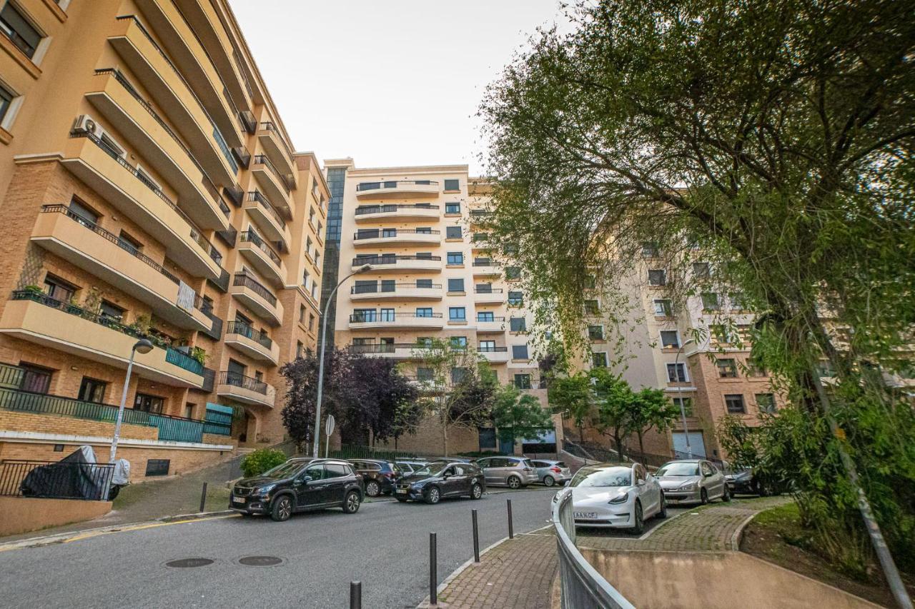 Lovely Apartment Near Airport And Nations Park, With Garage Loures Dış mekan fotoğraf
