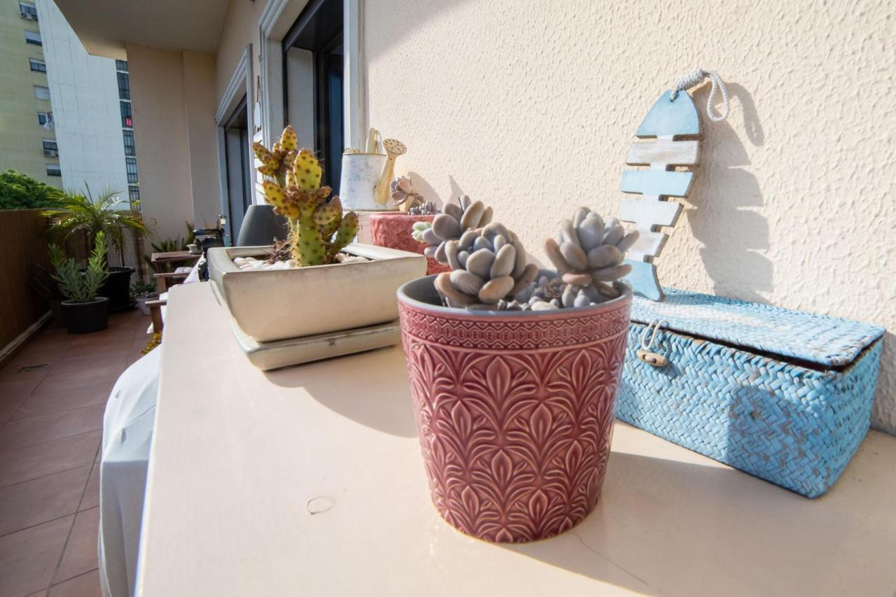 Lovely Apartment Near Airport And Nations Park, With Garage Loures Dış mekan fotoğraf