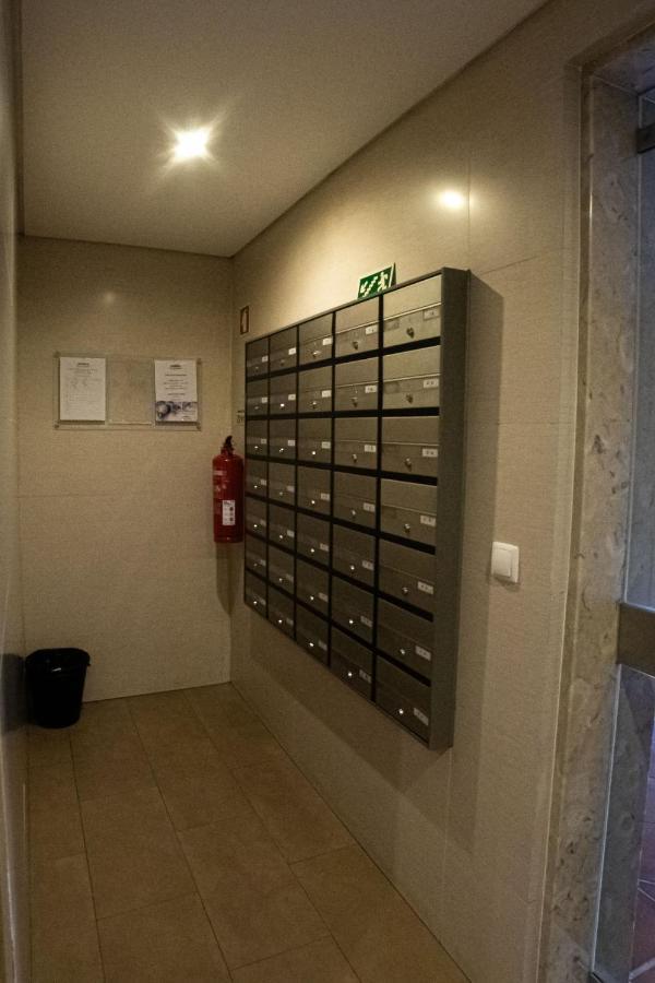 Lovely Apartment Near Airport And Nations Park, With Garage Loures Dış mekan fotoğraf