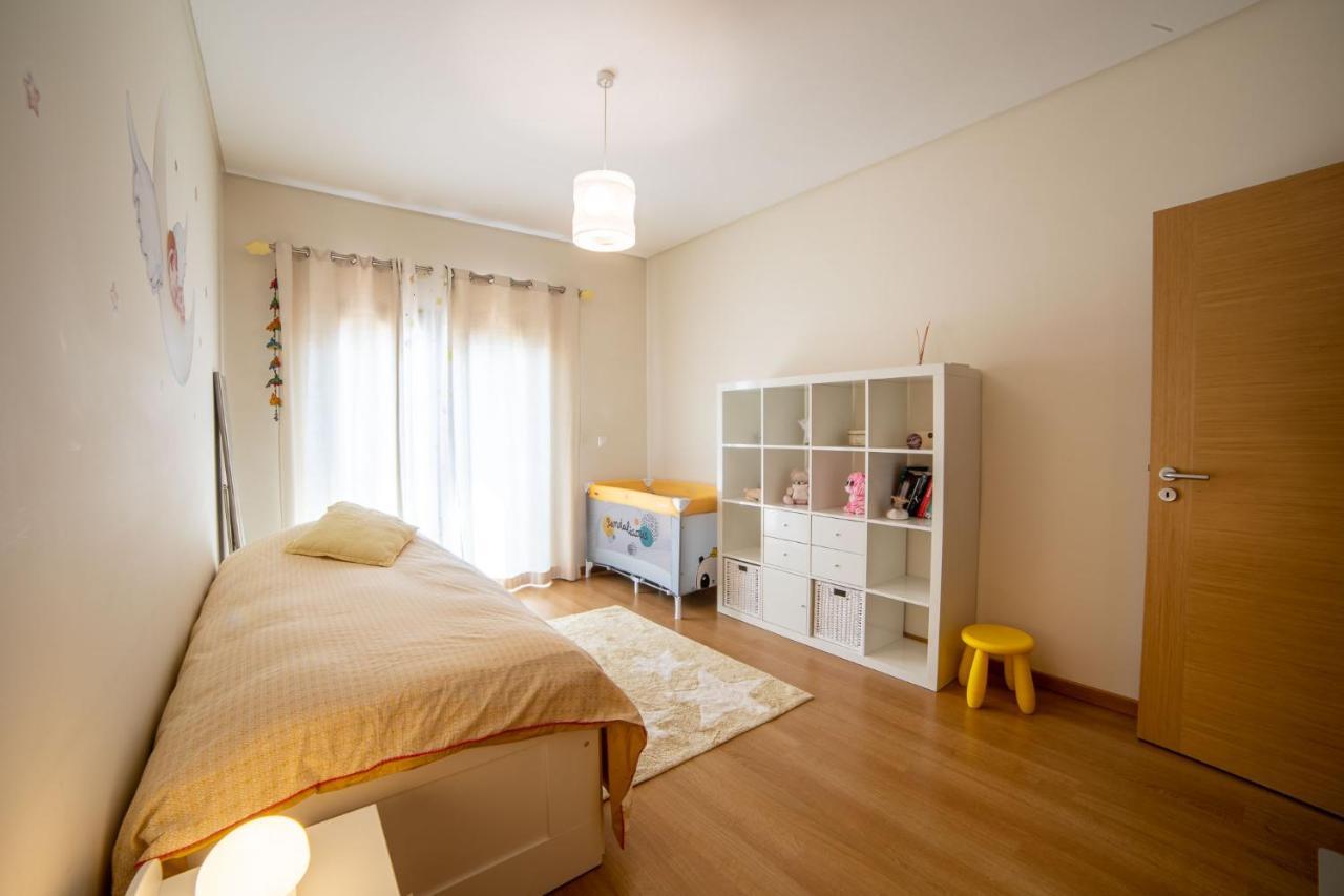 Lovely Apartment Near Airport And Nations Park, With Garage Loures Dış mekan fotoğraf