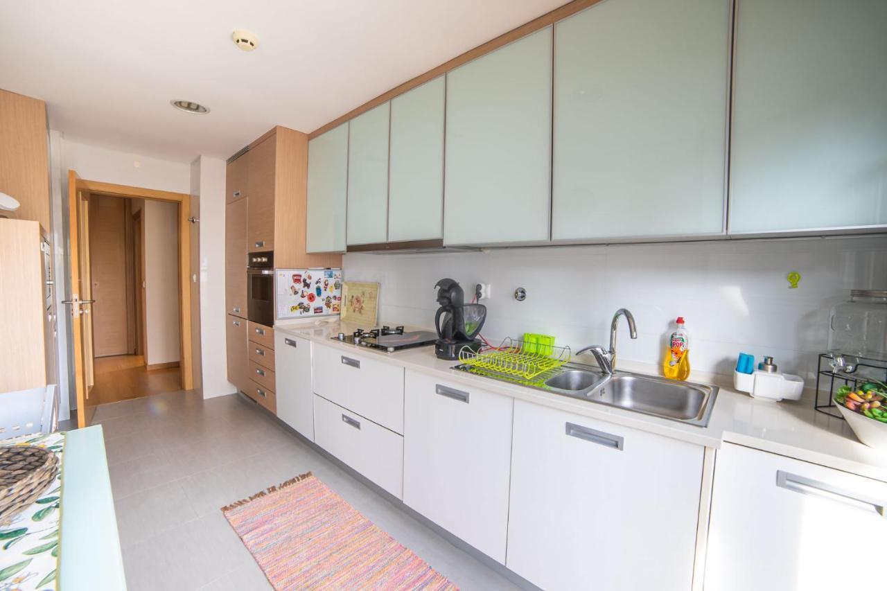 Lovely Apartment Near Airport And Nations Park, With Garage Loures Dış mekan fotoğraf